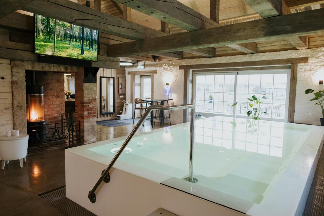 Nurmuizas Viesnica Hotell Lauciene Exteriör bild